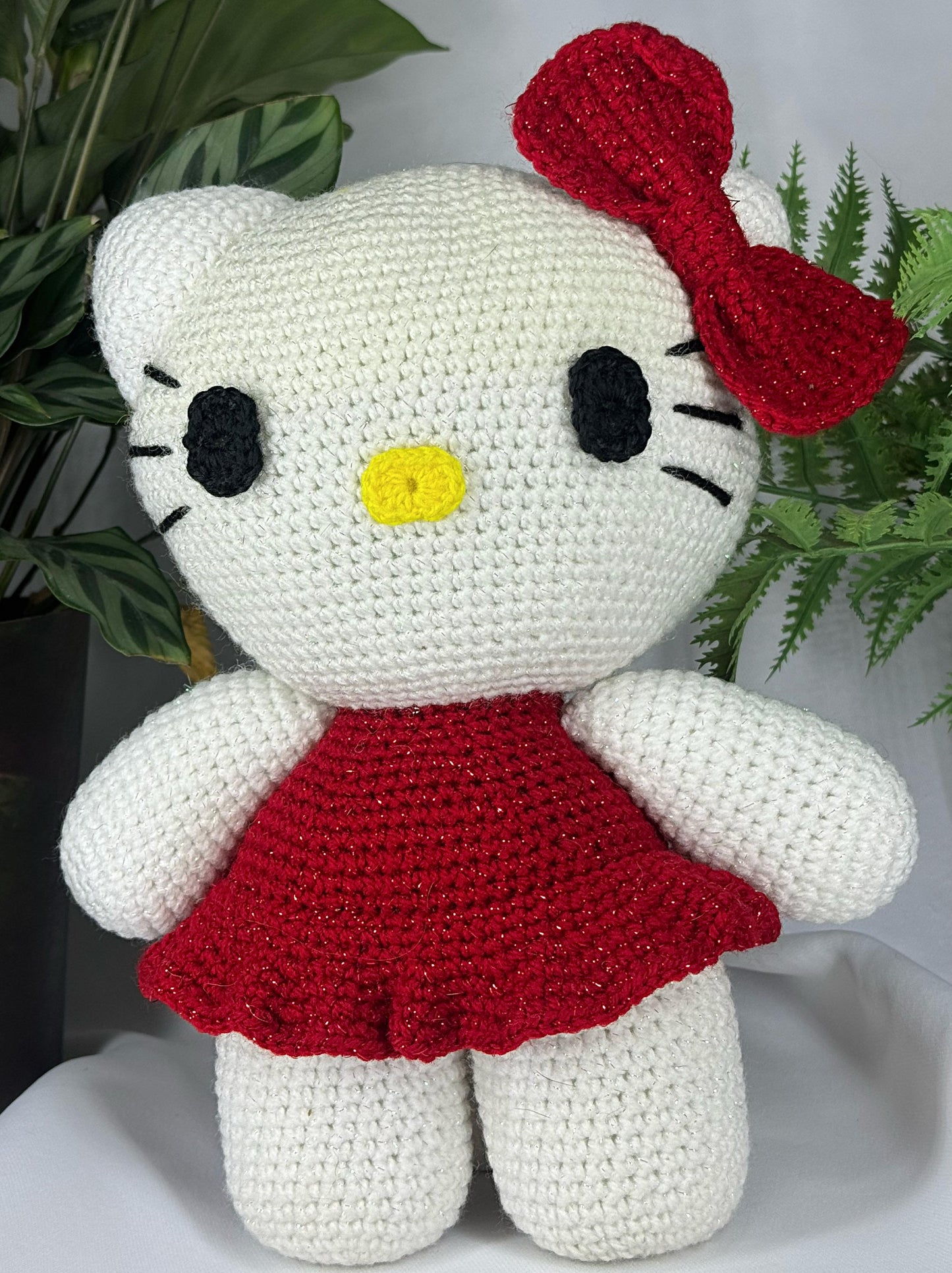 Kawaii Dreams - Hello Kitty Crochet Amigurumi Figure